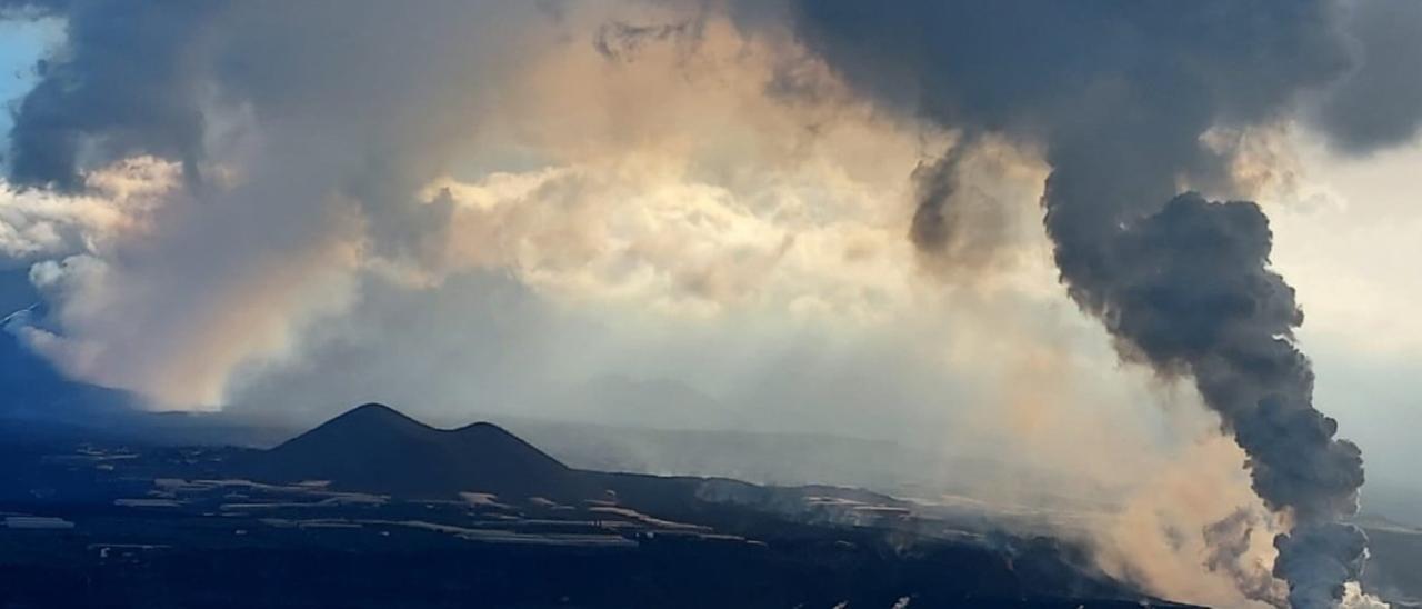 El volcán de La Palma desde Tacande