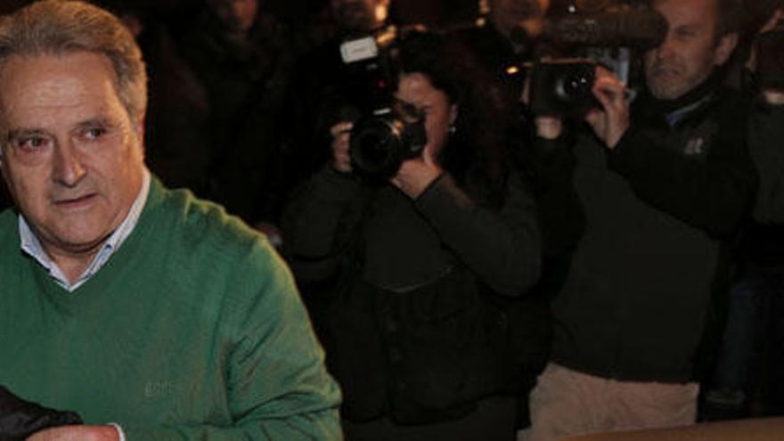 Alfonso Rus sale en libertad con cargos, el 28 de enero. Foto: EFE.
