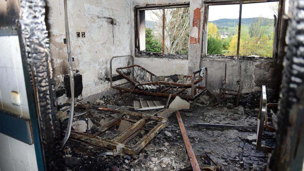 Críticas de auxiliares de Enfermería, tras el incendio en el centro sociosanitario de Plasencia.
