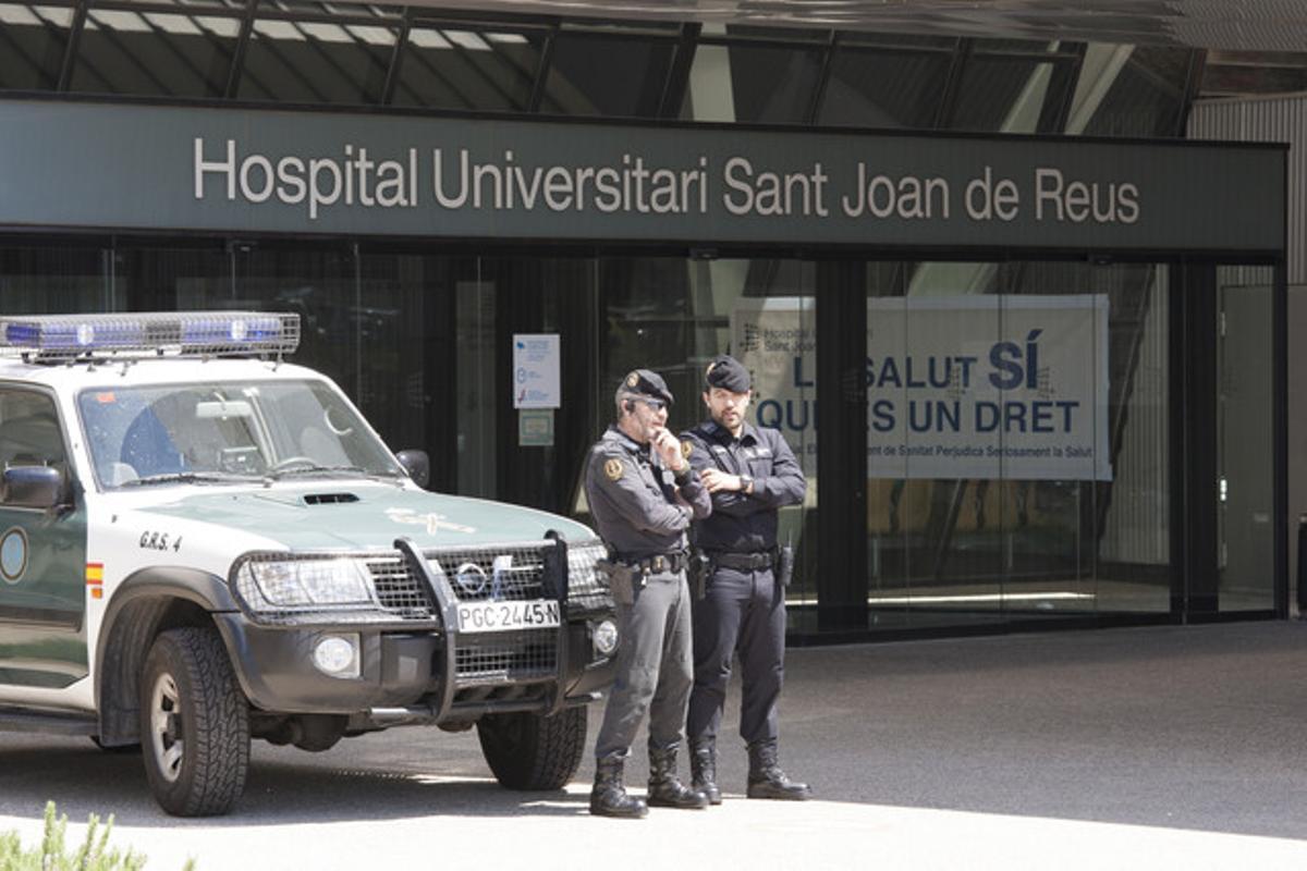 Tarragona (Tarragon¿s) 28.04.2015.  -. Registros  de la guardia civil en el caso Innova a Reus. En la foto: el hospital Sant Joan de Reus..   Foto: Xavi Moliner El Periodico