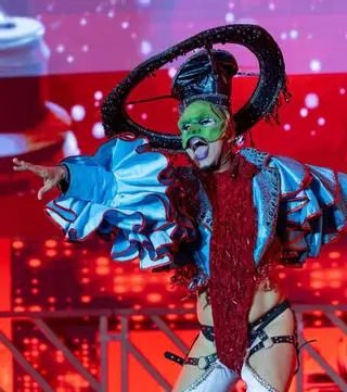 Humor y espectáculo en la gala drag de la fiesta de La Orotava