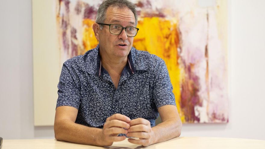 Pere Lomas, delegado del STEI en Ibiza y Formentera: «Desde los romanos se dice que antes había más nivel en las aulas»