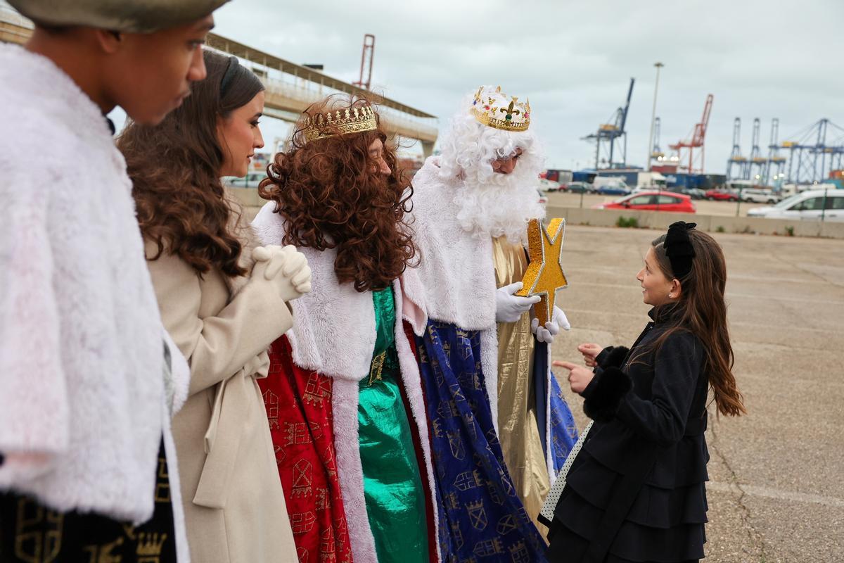 Los Reyes Magos llegan a València con las fallas de Malva-rosa-Cabanyal-Beteró