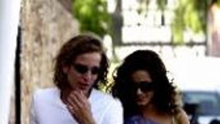 Andrea Casiraghi y su novia alemana se van de ´afters´ en Ibiza