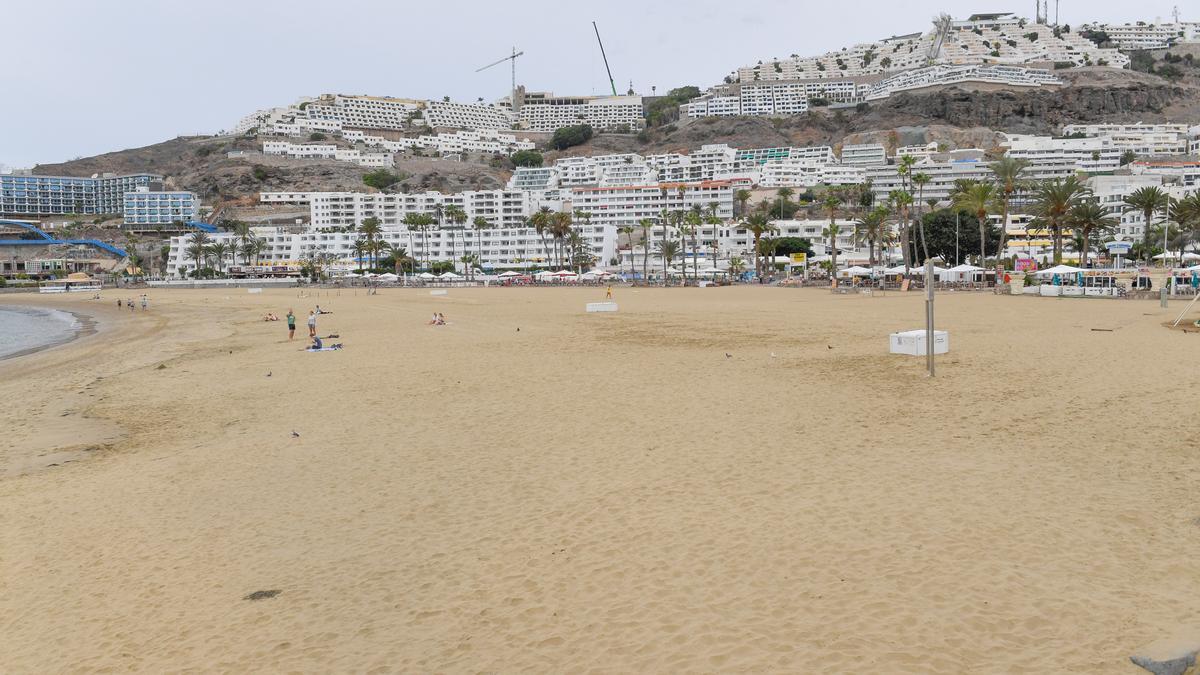 La playa de Puerto Rico estuvo sin hamacas ni sombrillas durante siete días en noviembre.