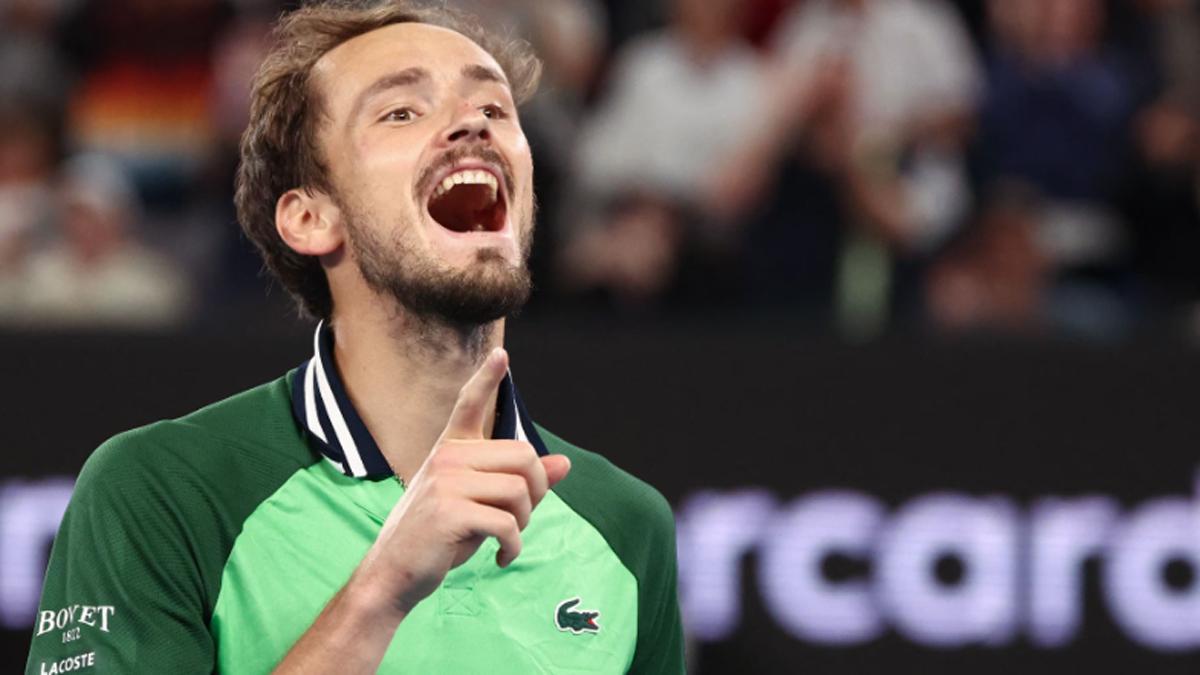 Medvedev remonta a Zverev y jugará la final de Australia contra Sinner