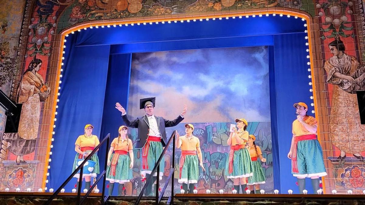 Espectáculo de Les Arts Volants en Ontinyent.