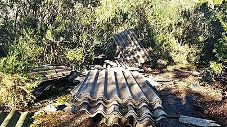 La quarantena de plaques de fibrociment trobades per l&#039;ADF de la Selva Marítima.