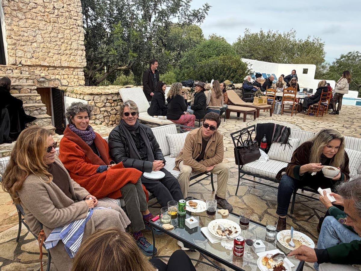 Un año más de lentejas del empresario Daniel Busturia, en imágenes