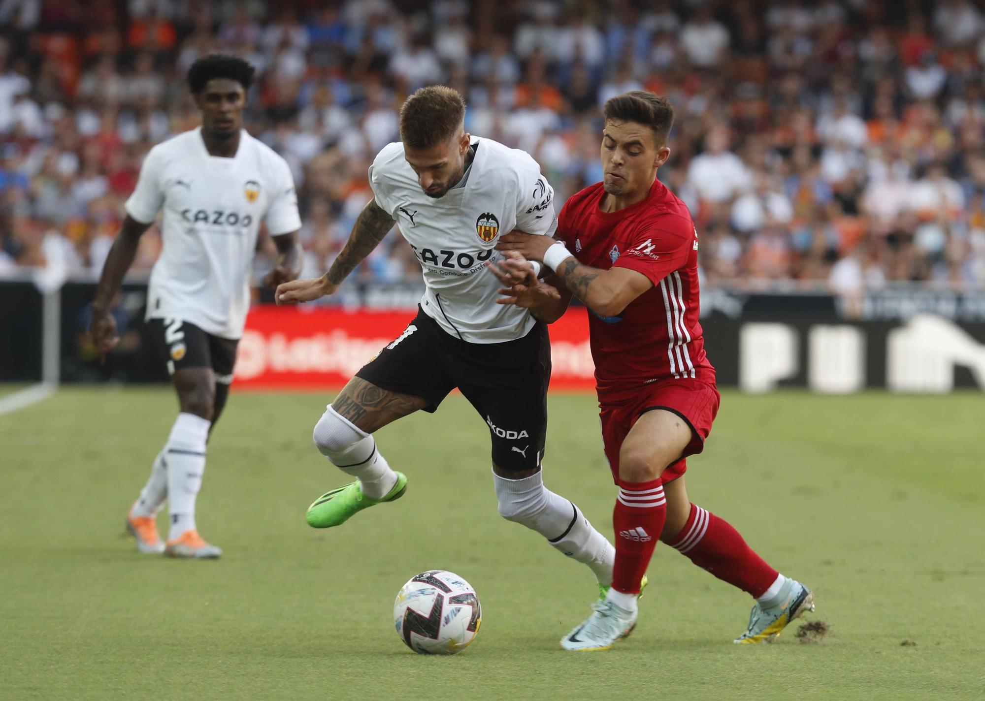 La victoria del Valencia CF ante el Celta de Vigo, en imágenes