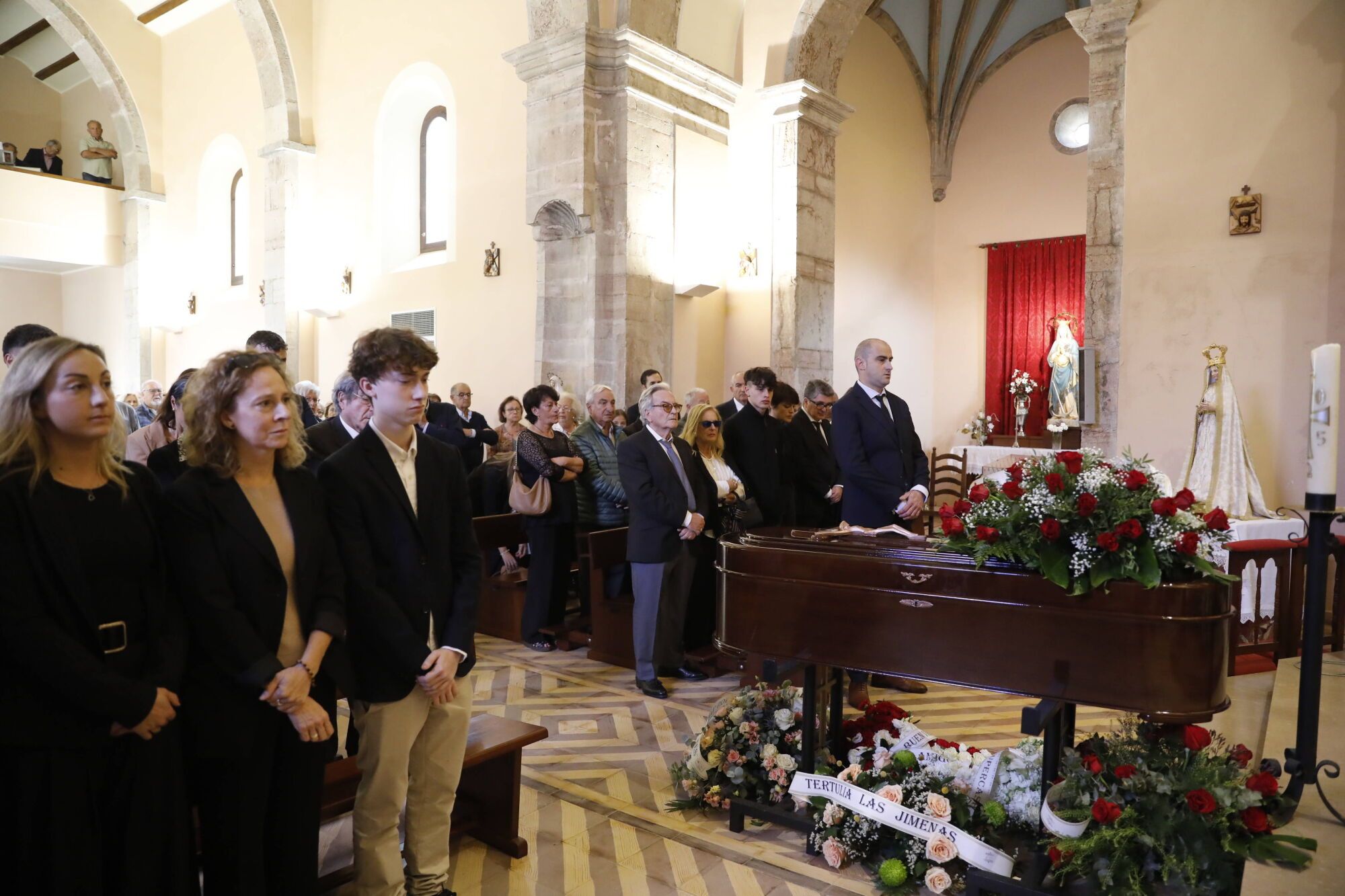 Así fue el funeral de Emilio Serrano en Ribadesella