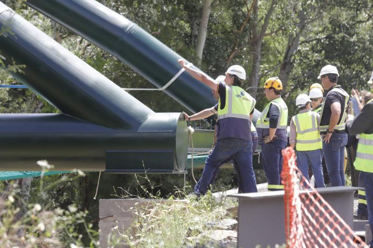 Montaje de la estructura metálica del puente de Alcolea de Córdoba Montaje de la estructura metálica del puente de Alcolea de Córdoba
