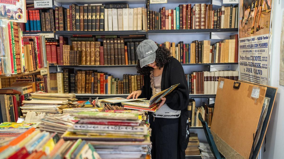 El libro antiguo se debate entre las grandes compras de los coleccionistas de toda la vida y la llegada de público joven