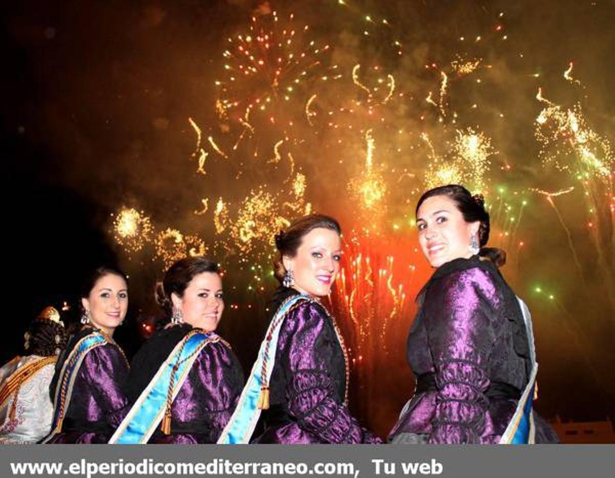 Galería de fotos: La Nit del Foc ilumina el cielo de Burriana