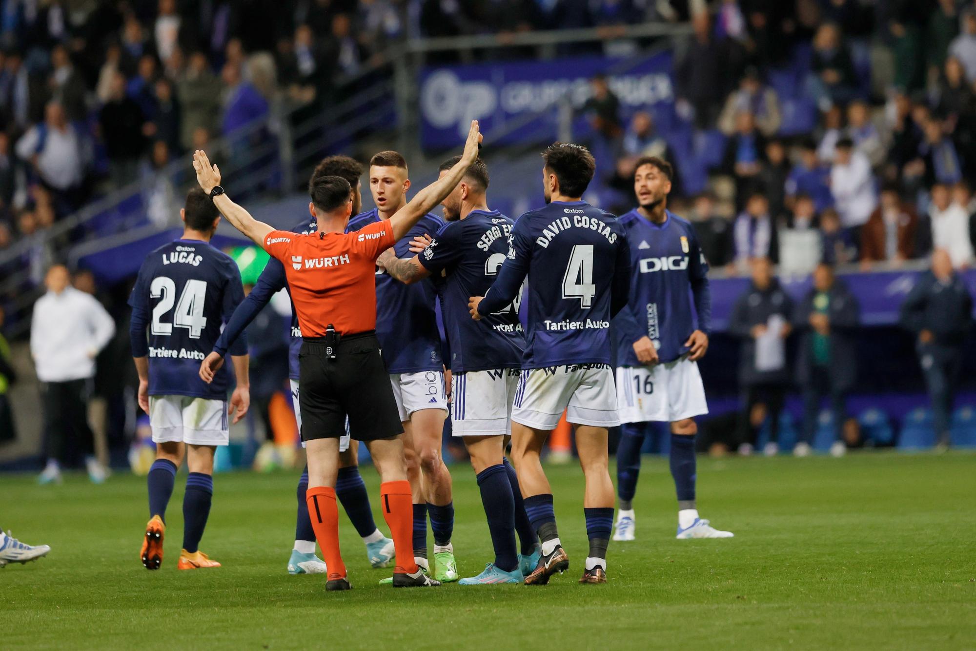 Así fue el encuentro entre el Real Oviedo y el Eibar