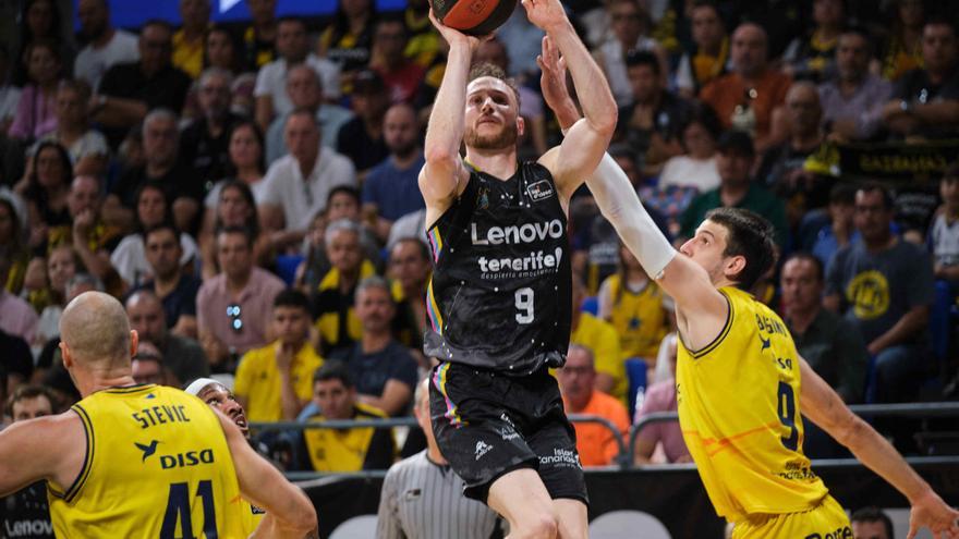 Derbi canario de baloncesto entre el Lenovo Tenerife y el Gran Canaria