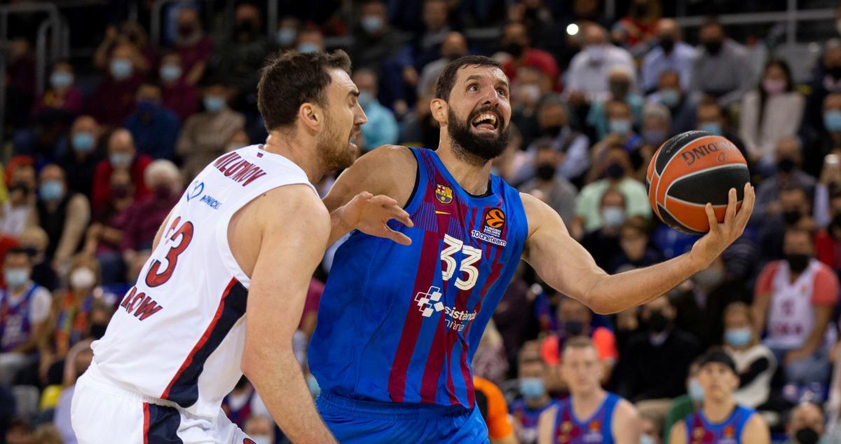 Mirotic, en una acción del partido ante el CSKA