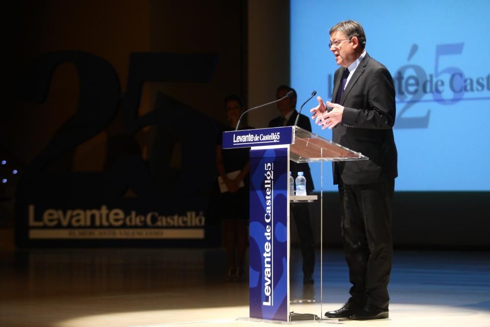 Ximo Puig, durante su discurso. Fotos: Daniel Tortajada
