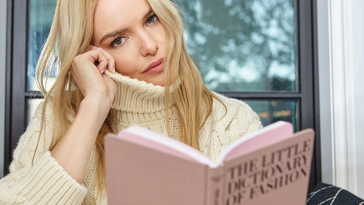 Kate Bosworth leyendo