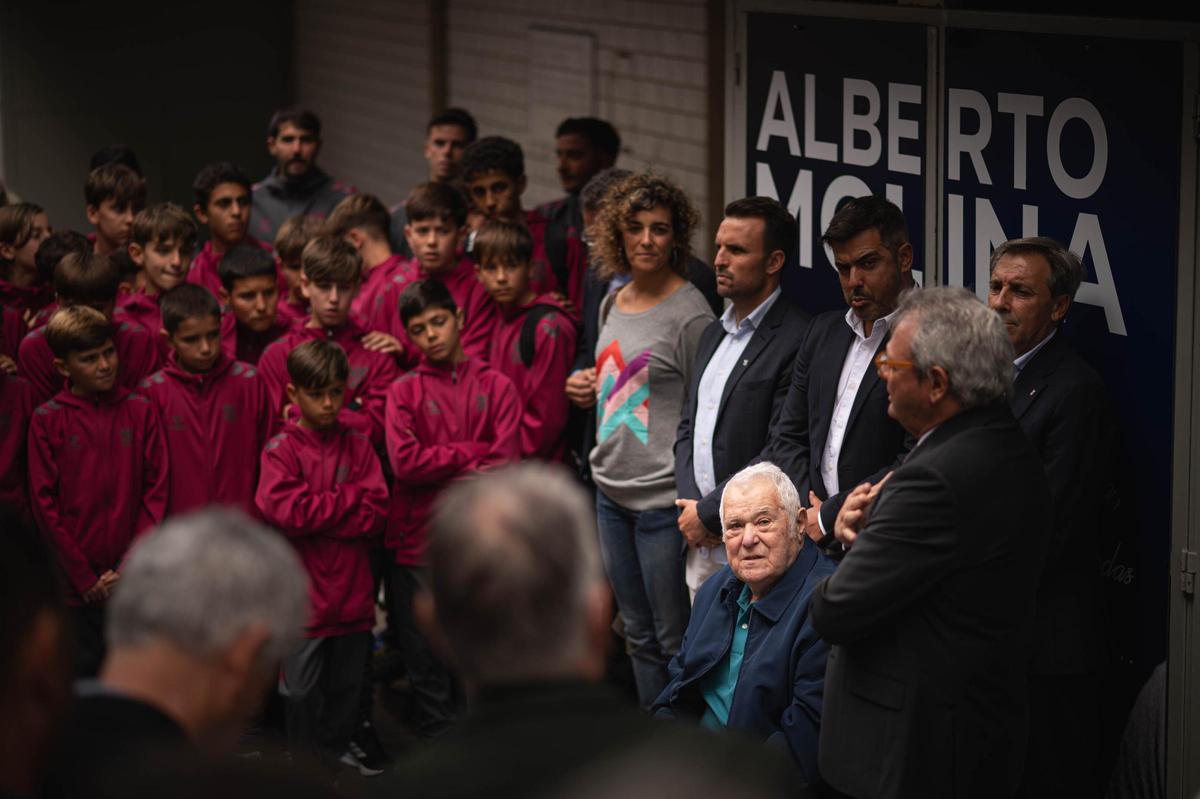 Nombramiento de la puerta 5 del Heliodoro dedicada a Alberto Molina