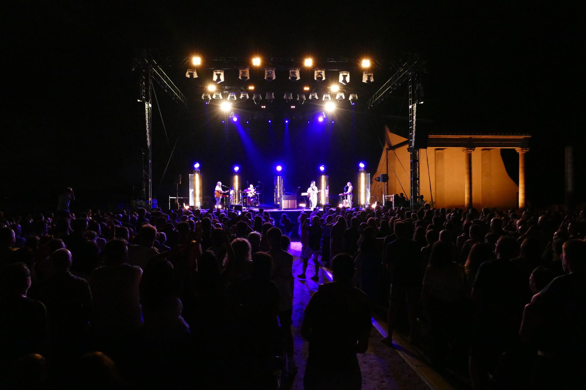 Concert de Joan Dausà al Festival Portalblau de l'Escala