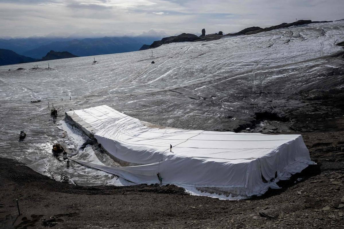 El Glacier 3000 en los Alpes suizos también