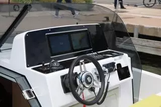 La presentació de la primera embarcació 100% elèctrica en imatges