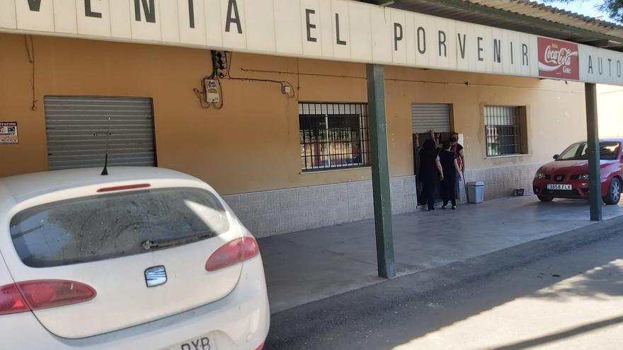 La Hoya pierde uno de sus bares de referencia: &#039;El Porvenir&#039; cierra después de un siglo de historia