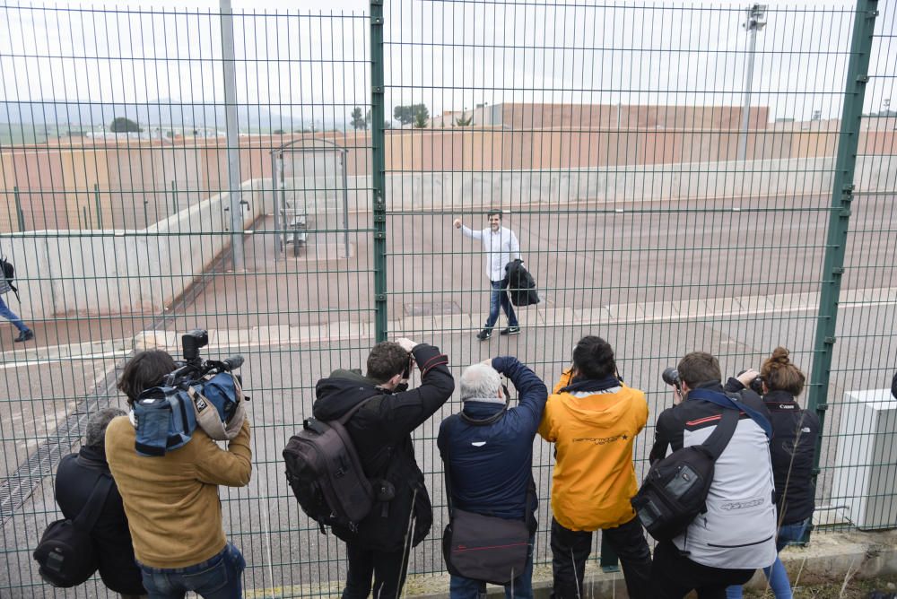 Jordi Sànchez surt de la presó de Lledoners en el seu primer permís penitenciari