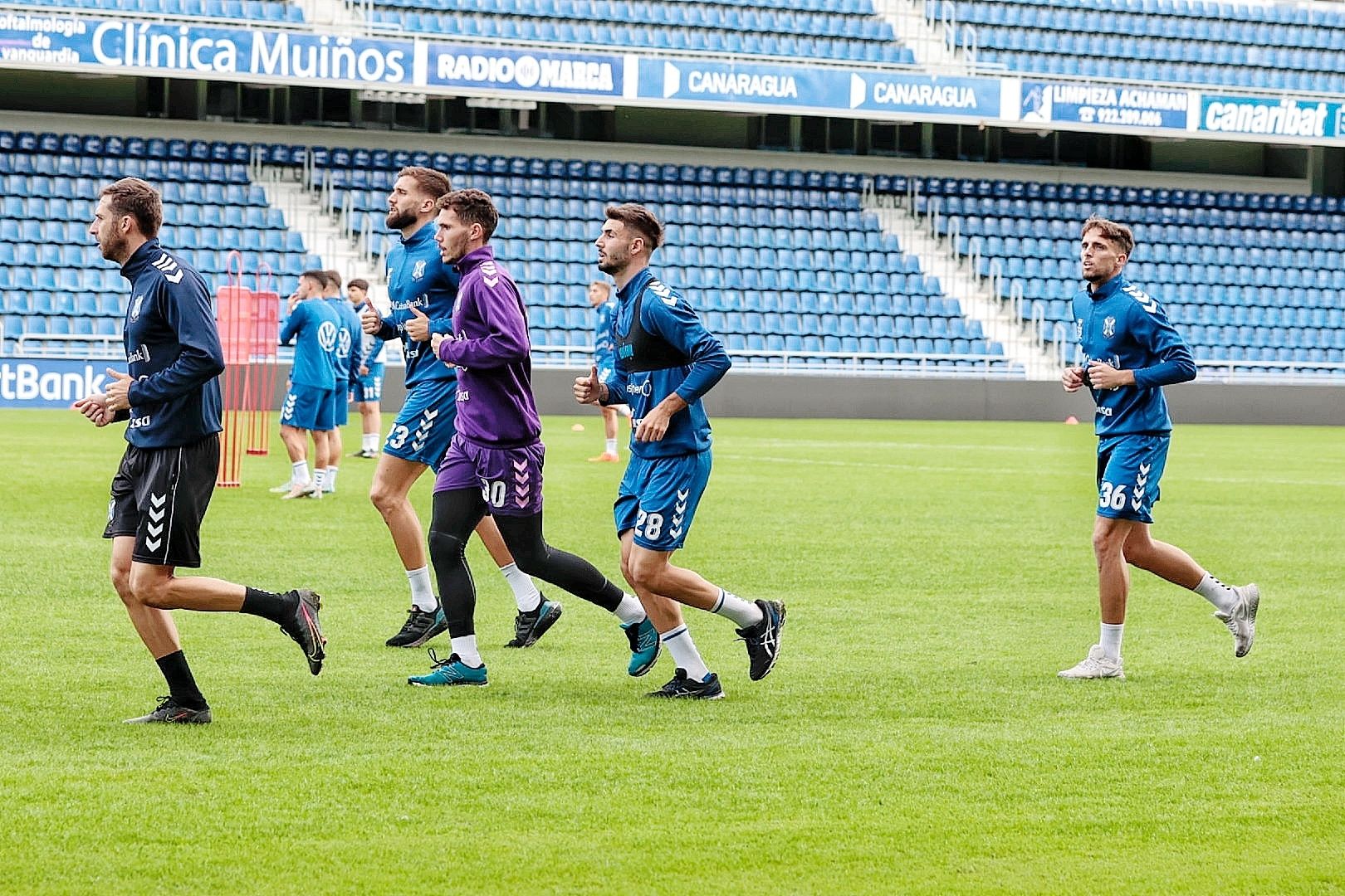 Entrenamiento a puerta abierta del CD Tenerife