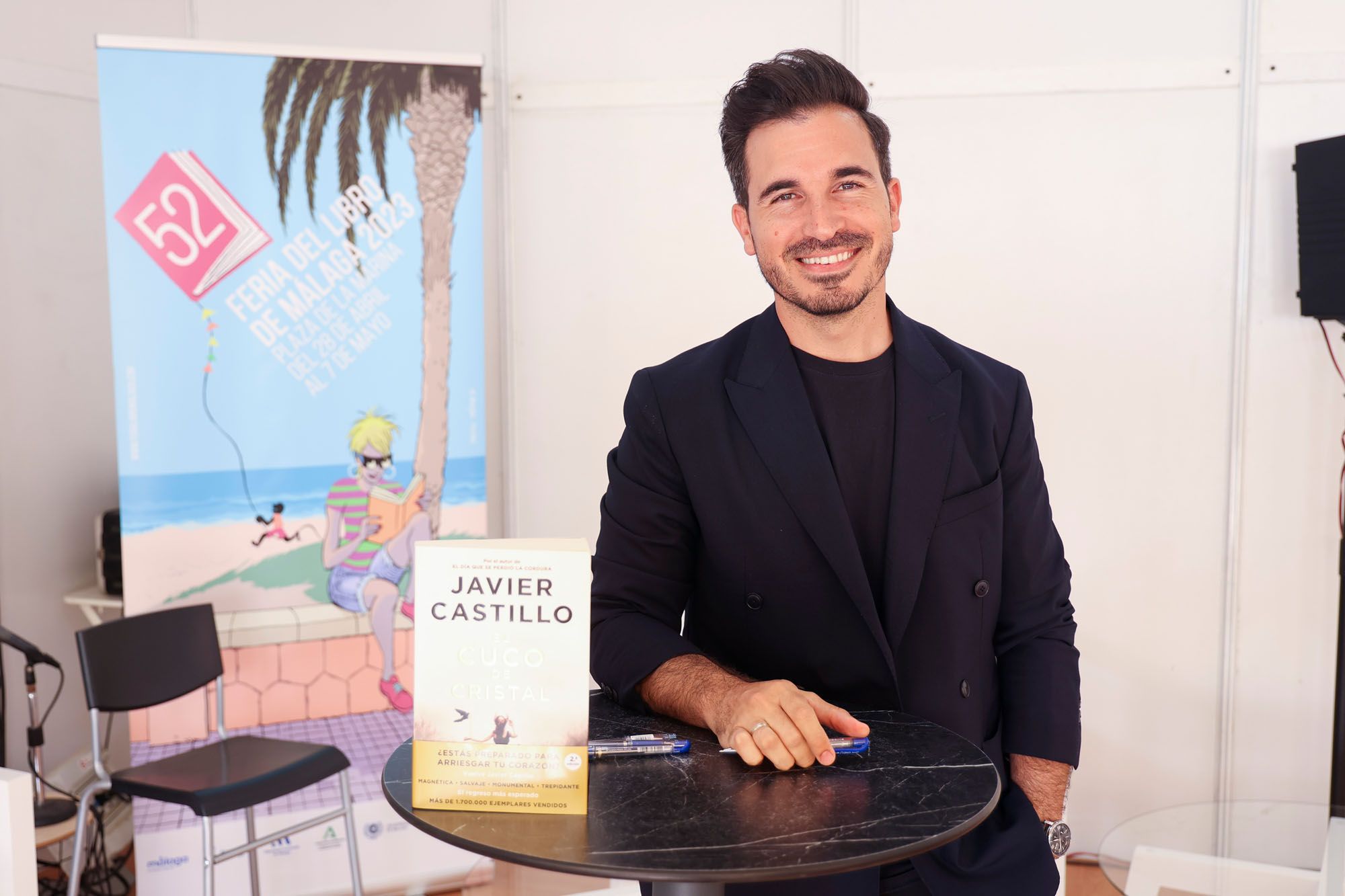 Firma de libros de Javier Castillo en la Feria del Libro de Málaga