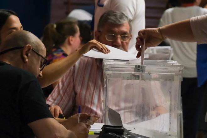 Elecciones municipales 28M | La jornada electoral de Málaga, en imágenes