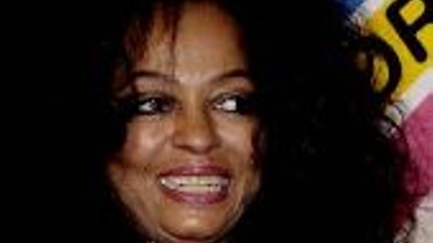 La cantante Diana Ross, detenida por conducir bebida