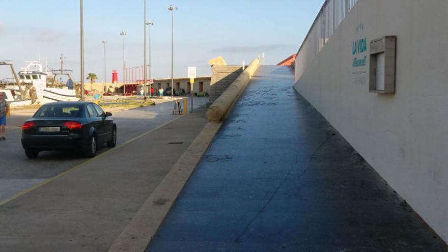 La rampa de acceso al dique del puerto que será reformada.