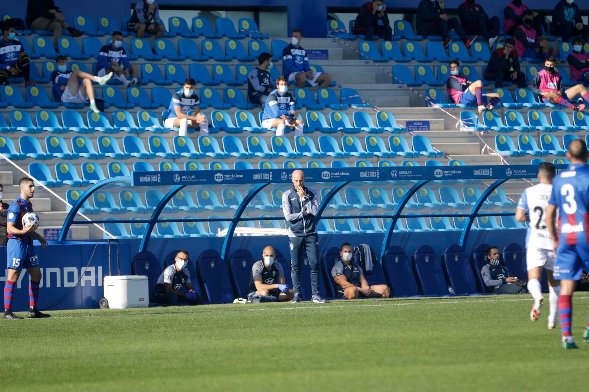 El Poblense logra su primera victoria a costa del Atlético Baleares