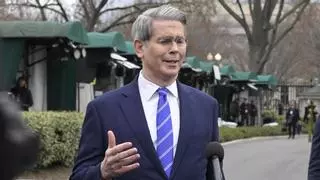 El secretario del Tesoro de Trump advierte a Sánchez contra un acercamiento a China: "Sería como cortarse el pescuezo"
