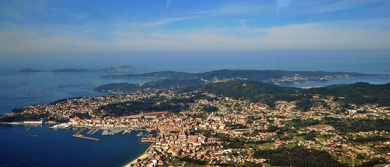 Vista área de Cangas   | // FDV