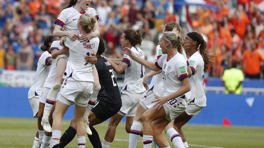 Foto de archivo de un partido de la selección femenina de fútbol de Estados Unidos