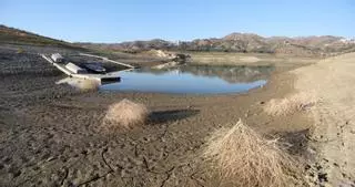 El regadío de la Axarquía se queda sin aguas no regeneradas