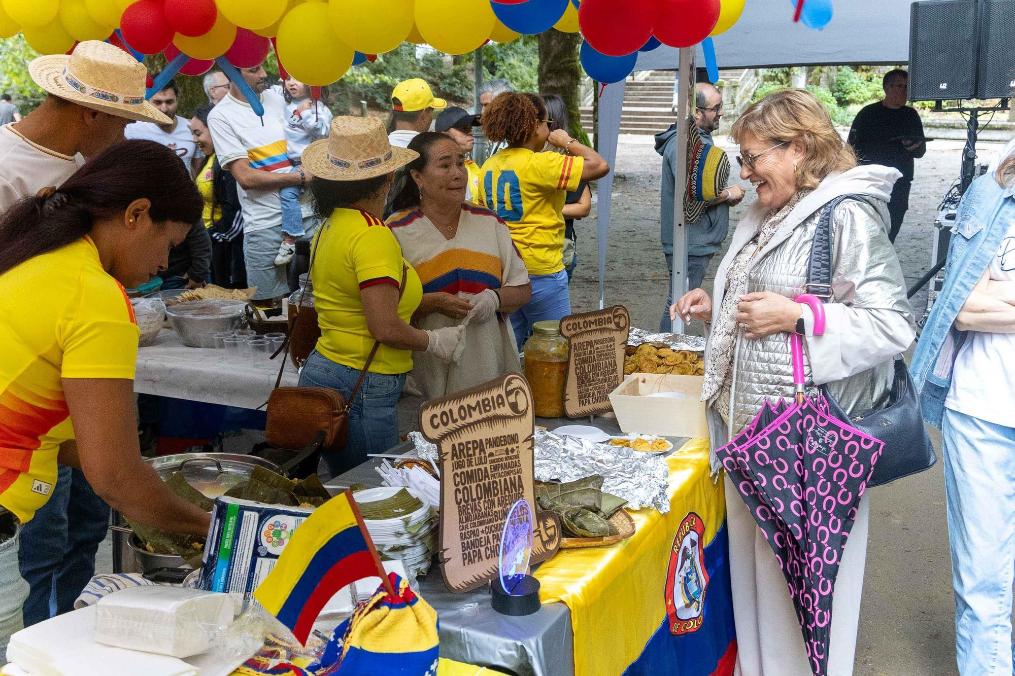 Décimo primeira edición do Festival Intercultural en Santiago