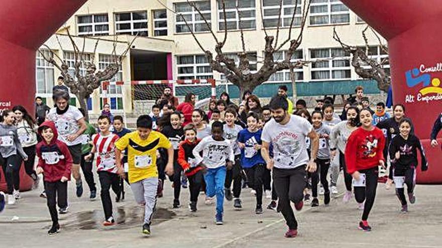 La Jonquera Cursa solidària dels escolars