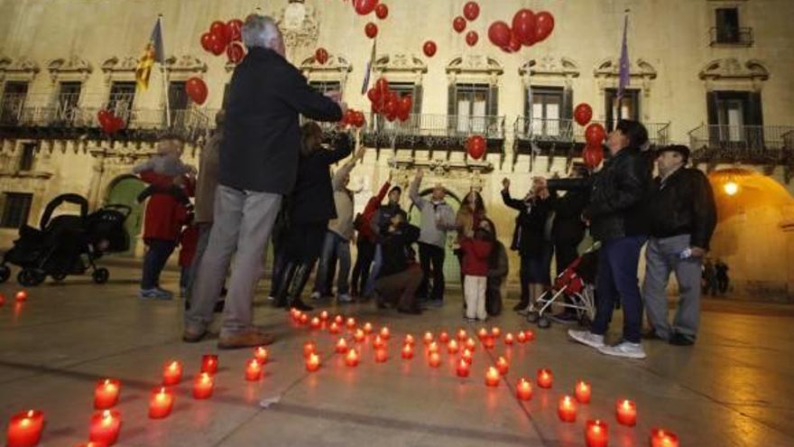 Marcha por el centro con motivo del Día Internacional contra el Sida