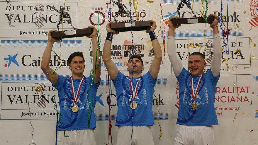 Vicent, Raúl i Murcianet, nous campions de la Lliga CaixaBank de raspall - Trofeu Diputació de València