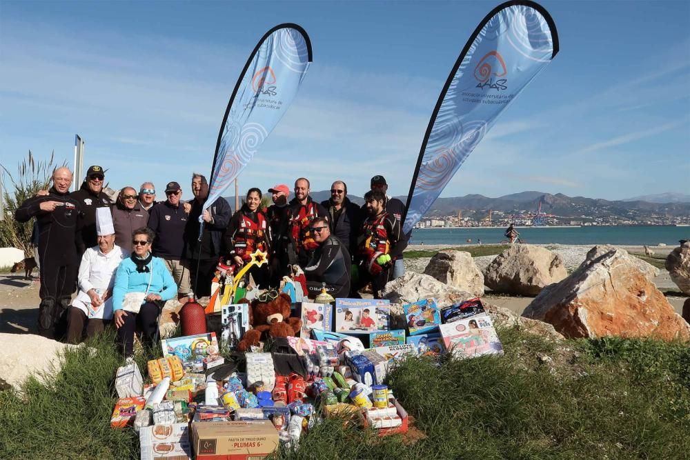 La asociación AUAS sumerge un Belén solidario