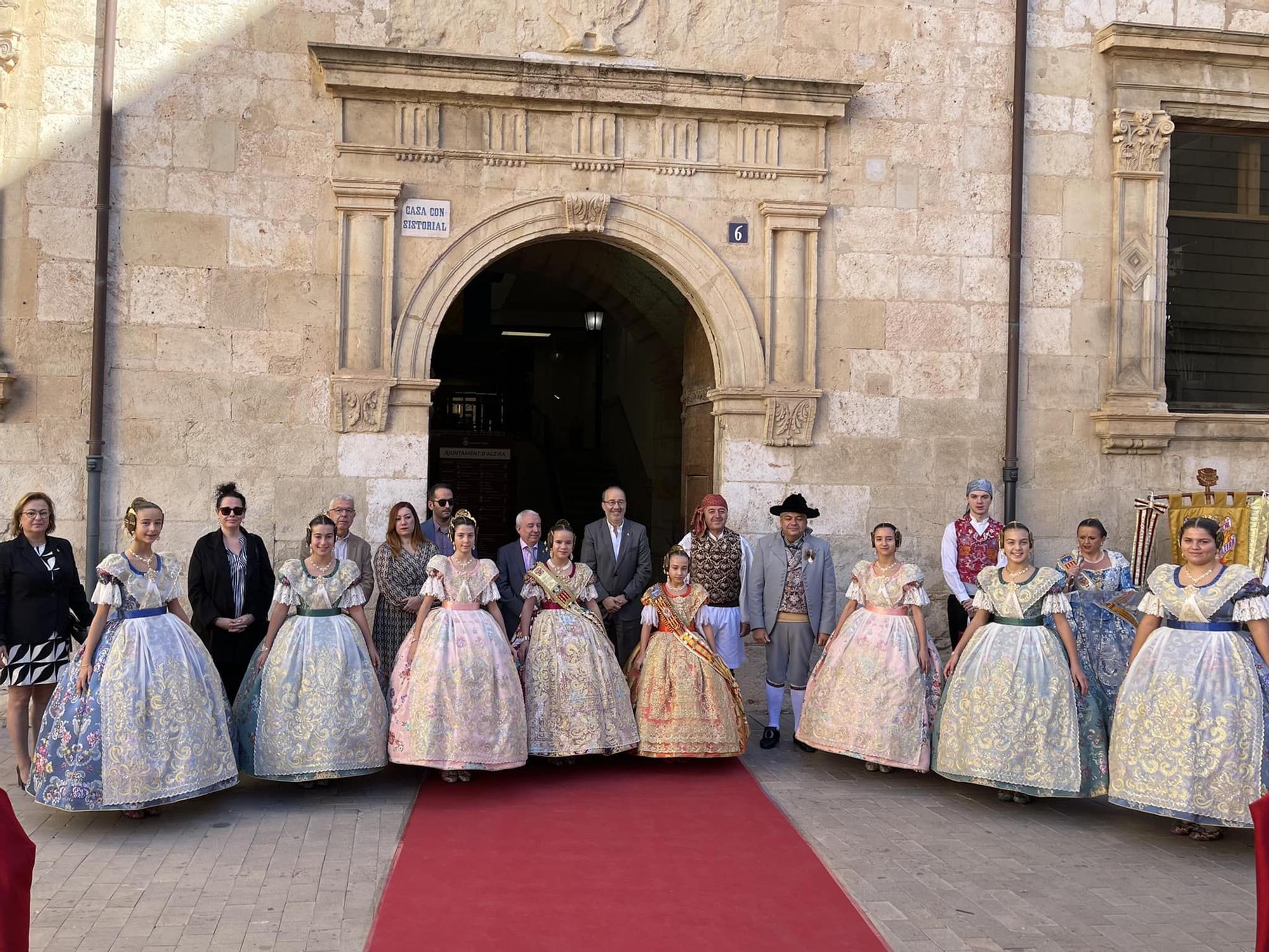 Exaltación de la fallera mayor infantil de Alzira