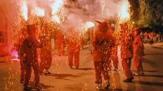 Tres décadas bailando los demonios en Massalfassar