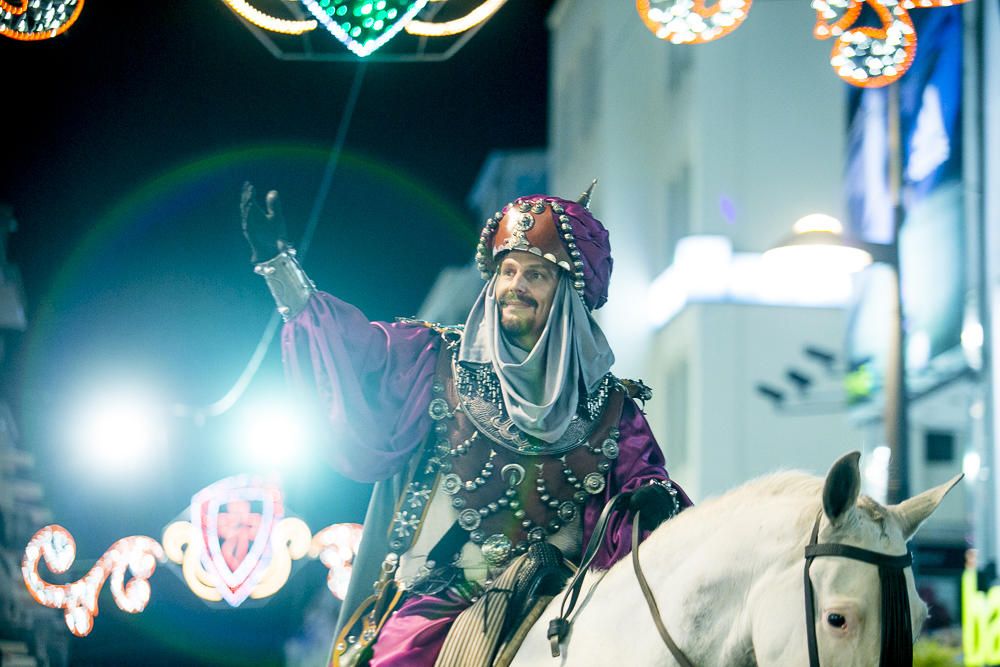 Benidorm se rinde a moros y cristianos