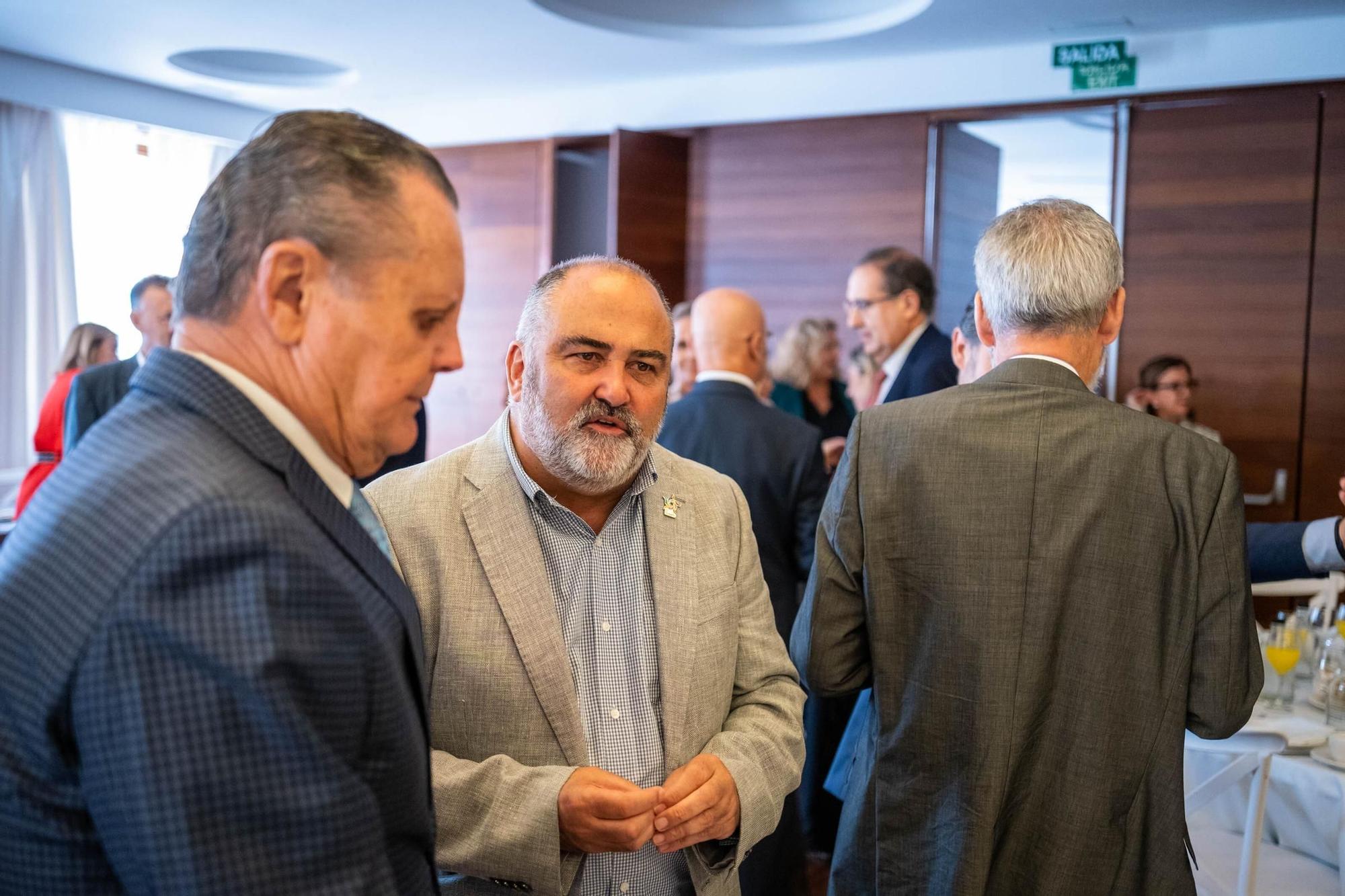 Foro con Manuel Domínguez