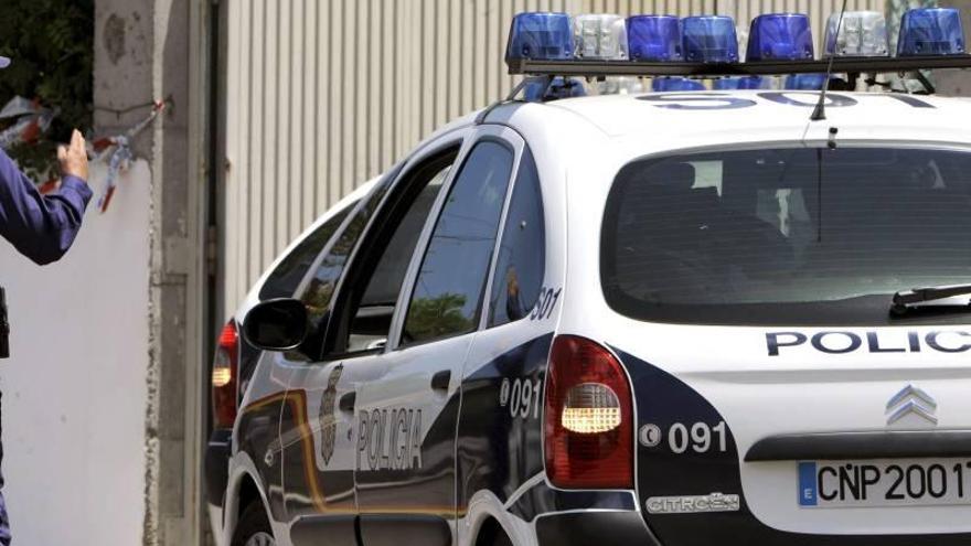 Detenida una cuidadora por robar la plata de un matrimonio anciano