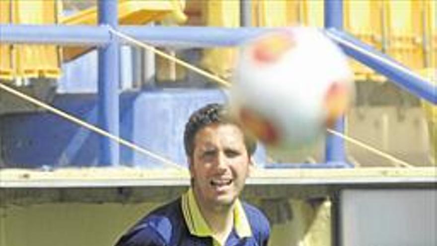 El Villarreal B se atasca contra un Olot mucho más necesitado